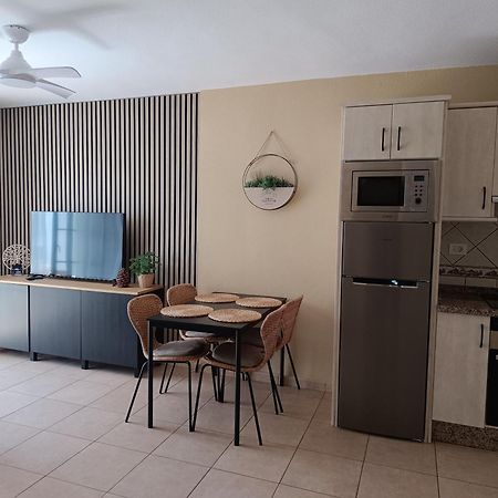 Greatly Located Apartment With Heated Pool, Los Cristianos Лос-Крістіанос Екстер'єр фото